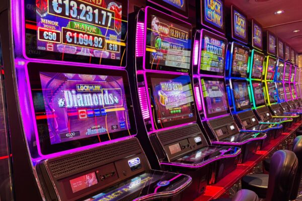 Fast Crypto Payout Slots: Crypto vs Fiat at CrazyVegas